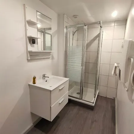 Maison 3 Etoiles Mouzon Centre Voie Verte 50M Parking 2 Salles Bain Vakantiehuis