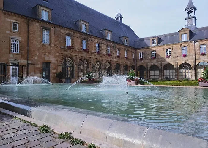 Maison 3 Etoiles Centre Voie Verte 50m Parking 2 Salles Bain Ferienhaus Mouzon (Ardennes)